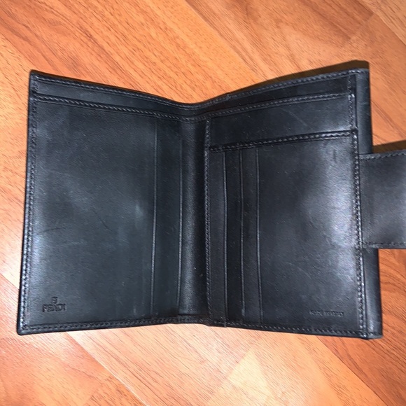 Authentic Fendi Zucca FF Logo Compact Wallet - Picture 4 of 14
